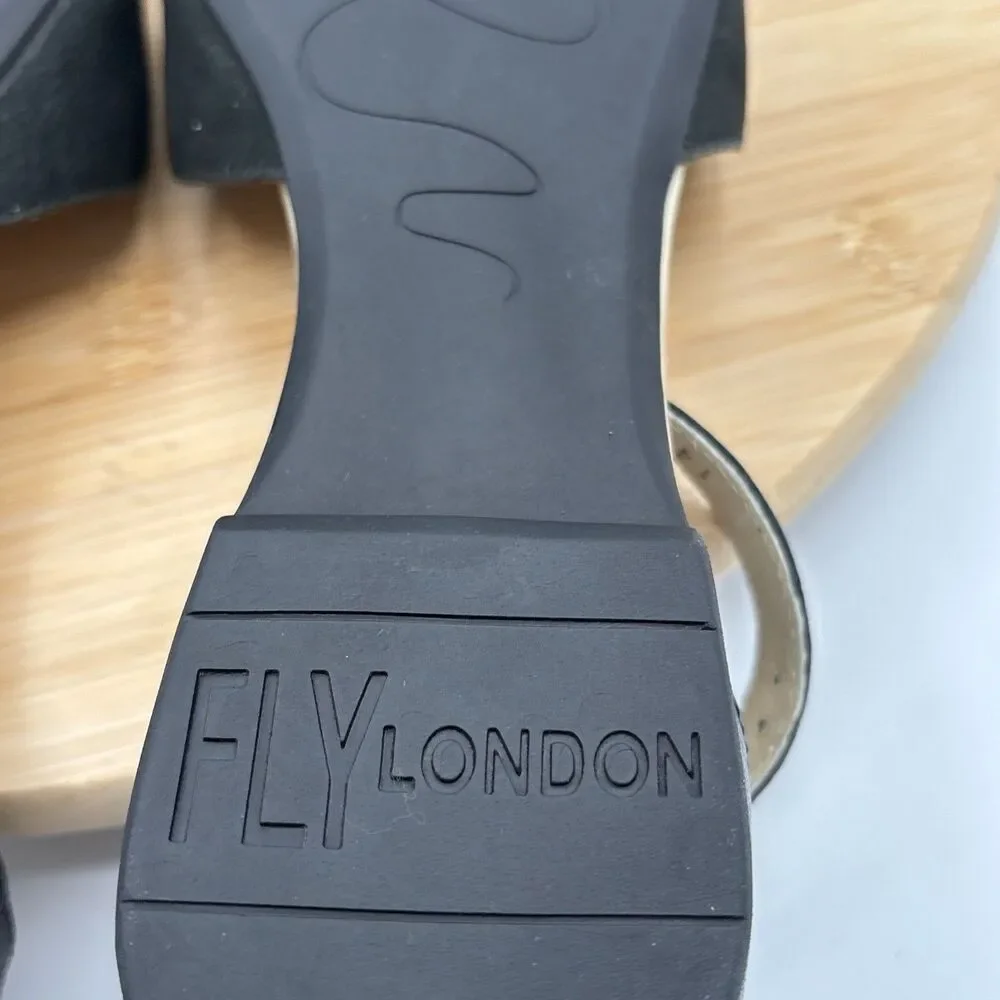 Fly London classic fly